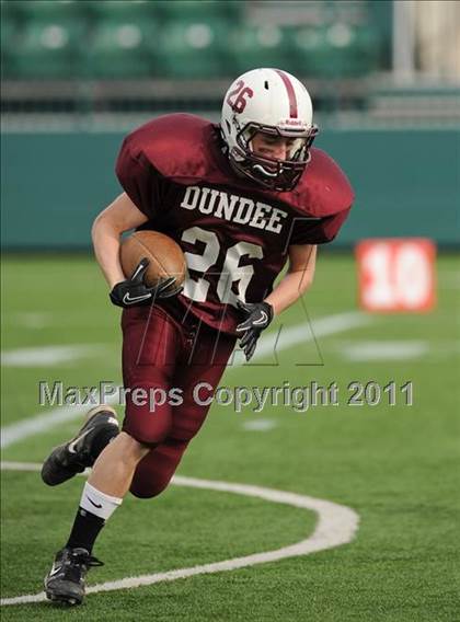 Thumbnail 2 in DeSales vs. Dundee (Section 5 Class D Final) photogallery.