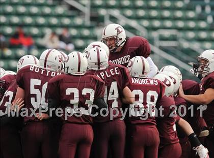 Thumbnail 2 in DeSales vs. Dundee (Section 5 Class D Final) photogallery.