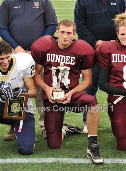 Thumbnail 3 in DeSales vs. Dundee (Section 5 Class D Final) photogallery.