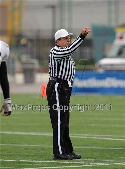 Thumbnail 2 in DeSales vs. Dundee (Section 5 Class D Final) photogallery.