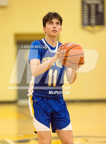 Thumbnail 2 in Fountain Valley vs Compton Centennial (Pirate Shootout Tournament) photogallery.