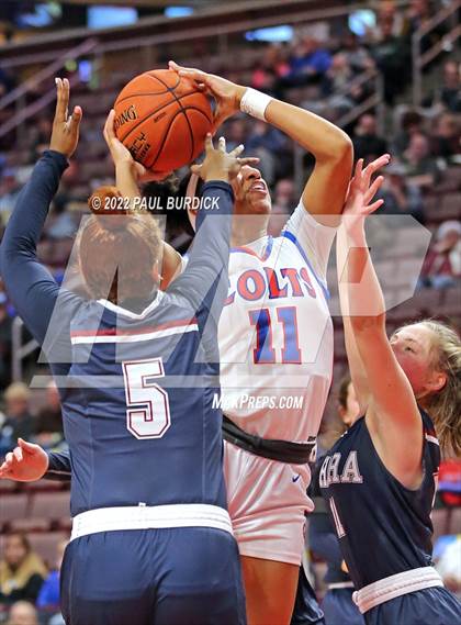 Thumbnail 2 in Cardinal O'Hara vs. Chartiers Valley (PIAA 5A Championship) photogallery.