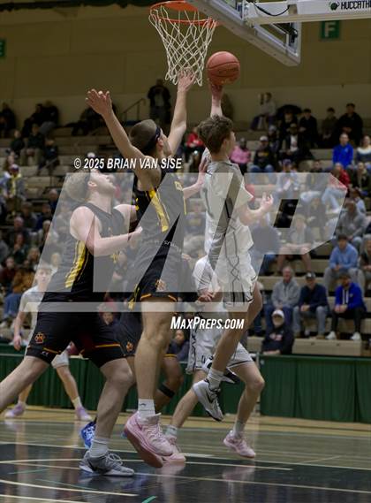 Thumbnail 2 in Shenendehowa vs. Colonie Central (NYSPHSAA Section 2 Class AAA Quarter Final) photogallery.