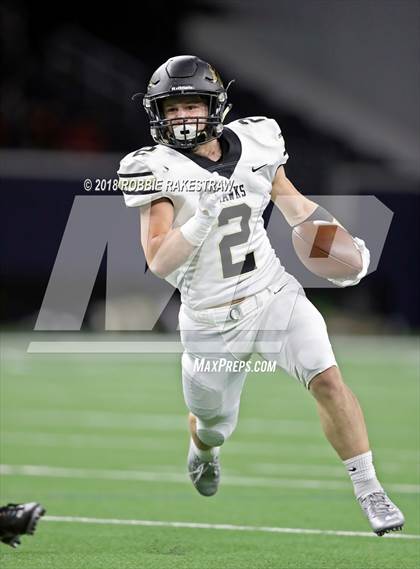 Thumbnail 2 in Pittsburg vs. Pleasant Grove (UIL 4A Division 2 Quarterfinal) photogallery.