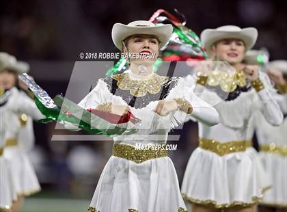 Thumbnail 3 in Pittsburg vs. Pleasant Grove (UIL 4A Division 2 Quarterfinal) photogallery.