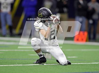 Thumbnail 1 in Pittsburg vs. Pleasant Grove (UIL 4A Division 2 Quarterfinal) photogallery.