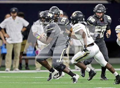 Thumbnail 2 in Pittsburg vs. Pleasant Grove (UIL 4A Division 2 Quarterfinal) photogallery.