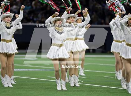 Thumbnail 3 in Pittsburg vs. Pleasant Grove (UIL 4A Division 2 Quarterfinal) photogallery.