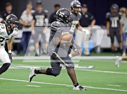 Thumbnail 2 in Pittsburg vs. Pleasant Grove (UIL 4A Division 2 Quarterfinal) photogallery.