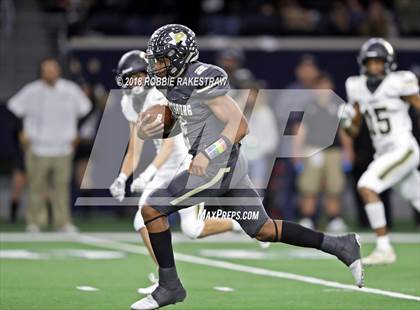 Thumbnail 3 in Pittsburg vs. Pleasant Grove (UIL 4A Division 2 Quarterfinal) photogallery.