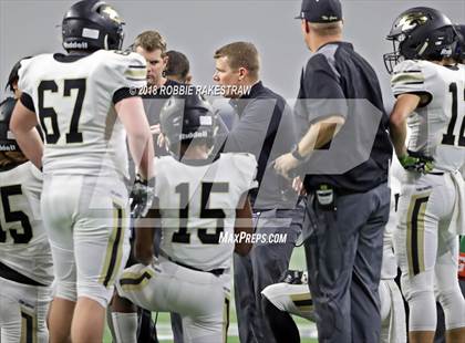 Thumbnail 3 in Pittsburg vs. Pleasant Grove (UIL 4A Division 2 Quarterfinal) photogallery.