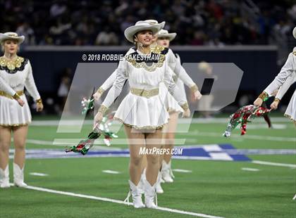 Thumbnail 1 in Pittsburg vs. Pleasant Grove (UIL 4A Division 2 Quarterfinal) photogallery.