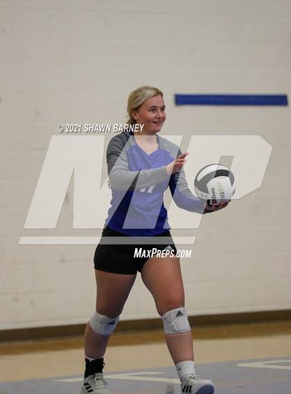 Thumbnail 3 in Sheridan @ Tipton photogallery.