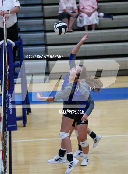 Thumbnail 1 in Sheridan @ Tipton photogallery.