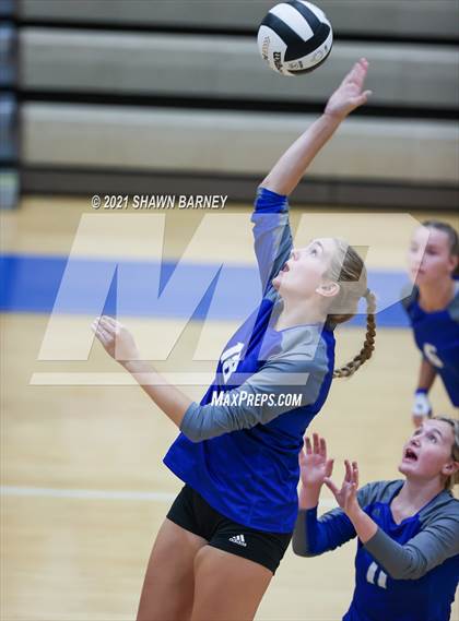 Thumbnail 3 in Sheridan @ Tipton photogallery.