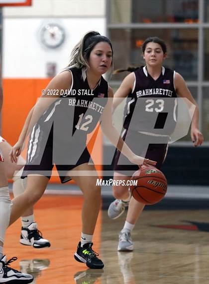 Thumbnail 1 in East Bernard vs Schulenburg (Schulenburg Lady Horn Varsity Tournament) photogallery.