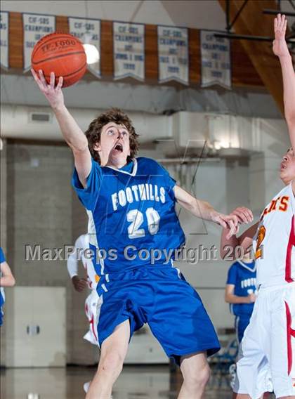 Thumbnail 2 in Paraclete vs Catalina Foothills (Torrey Pines Holiday Classic) photogallery.