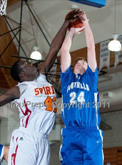 Thumbnail 1 in Paraclete vs Catalina Foothills (Torrey Pines Holiday Classic) photogallery.