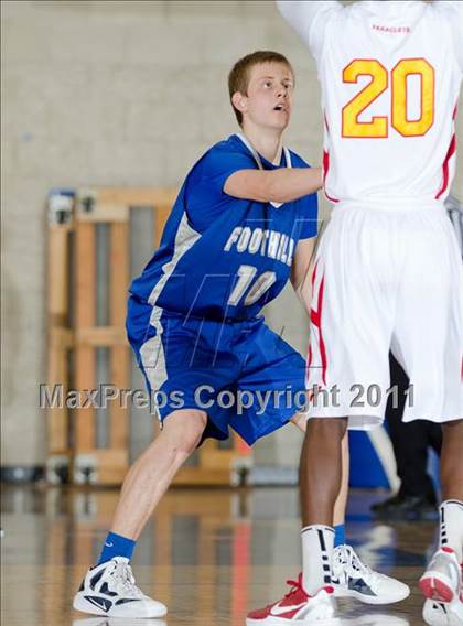 Thumbnail 2 in Paraclete vs Catalina Foothills (Torrey Pines Holiday Classic) photogallery.