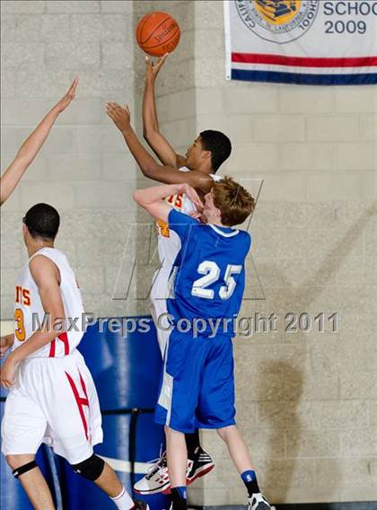 Thumbnail 3 in Paraclete vs Catalina Foothills (Torrey Pines Holiday Classic) photogallery.