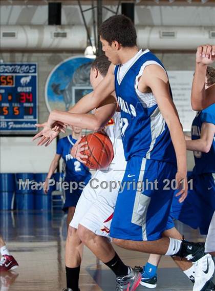 Thumbnail 3 in Paraclete vs Catalina Foothills (Torrey Pines Holiday Classic) photogallery.