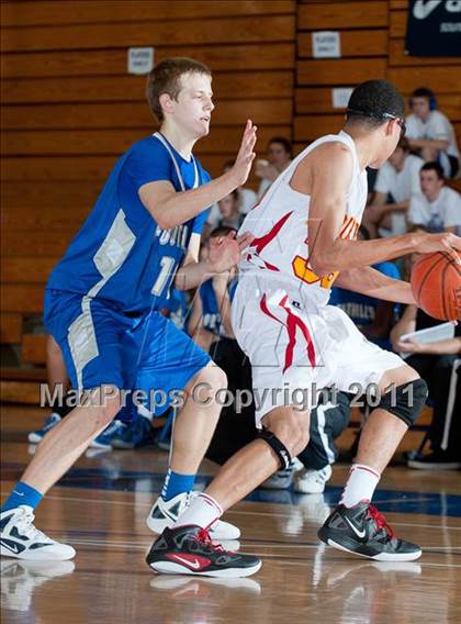 Thumbnail 2 in Paraclete vs Catalina Foothills (Torrey Pines Holiday Classic) photogallery.