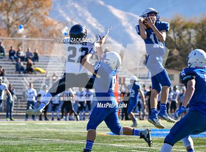 Thumbnail 3 in Duchesne vs. Beaver (UHSAA 2A Semi-Finals) photogallery.