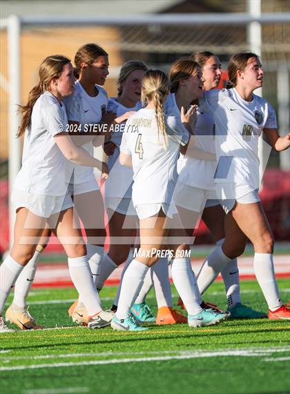 Thumbnail 1 in Rock Canyon @ Regis Jesuit photogallery.