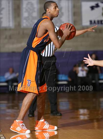 Thumbnail 2 in Mt. Vernon vs Jefferson (SNY Invitational) photogallery.