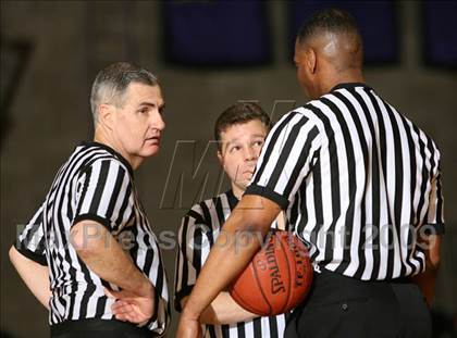 Thumbnail 3 in Mt. Vernon vs Jefferson (SNY Invitational) photogallery.