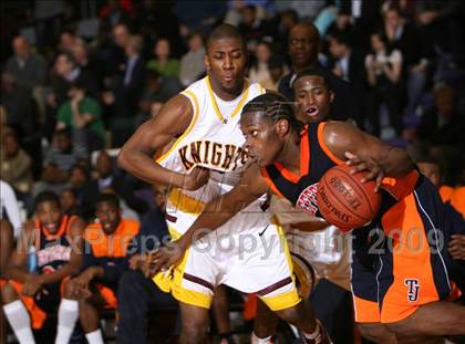 Thumbnail 2 in Mt. Vernon vs Jefferson (SNY Invitational) photogallery.