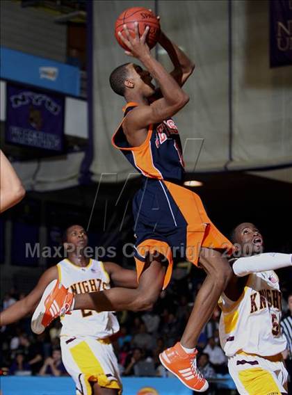 Thumbnail 1 in Mt. Vernon vs Jefferson (SNY Invitational) photogallery.