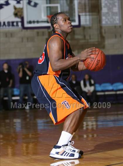 Thumbnail 1 in Mt. Vernon vs Jefferson (SNY Invitational) photogallery.