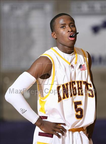 Thumbnail 2 in Mt. Vernon vs Jefferson (SNY Invitational) photogallery.