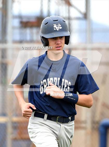 Thumbnail 1 in JV: Sierra Vista vs. Spring Valley photogallery.