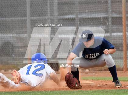 Thumbnail 2 in JV: Sierra Vista vs. Spring Valley photogallery.