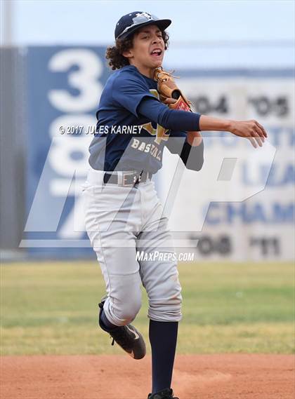 Thumbnail 2 in JV: Sierra Vista vs. Spring Valley photogallery.