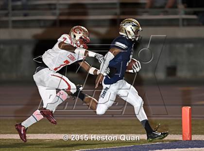 Thumbnail 3 in Corona vs. St. John Bosco photogallery.