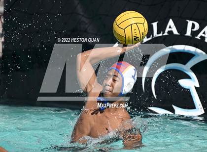 Thumbnail 3 in Punahou vs. Laguna Beach (Villa Park Classic) photogallery.
