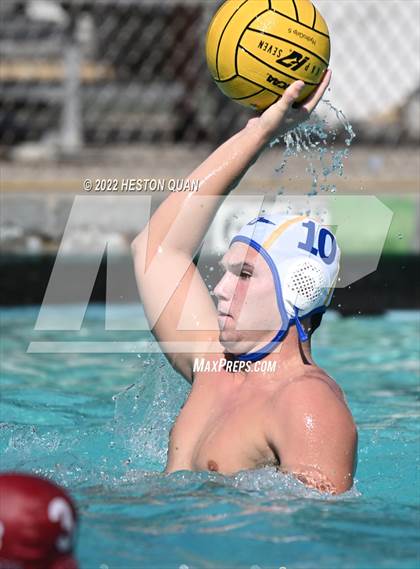 Thumbnail 2 in Punahou vs. Laguna Beach (Villa Park Classic) photogallery.