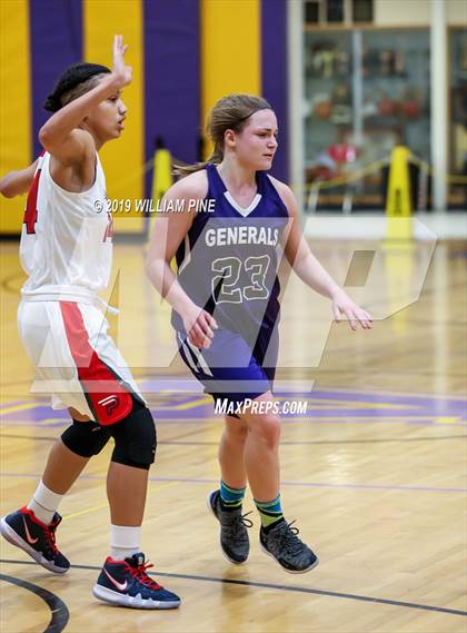 Thumbnail 3 in Binghamton vs. Pittsfield (Amsterdam Holiday College Showcase) photogallery.