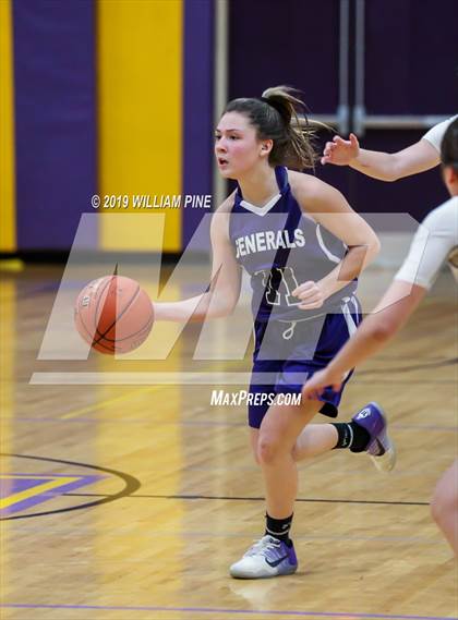 Thumbnail 3 in Binghamton vs. Pittsfield (Amsterdam Holiday College Showcase) photogallery.