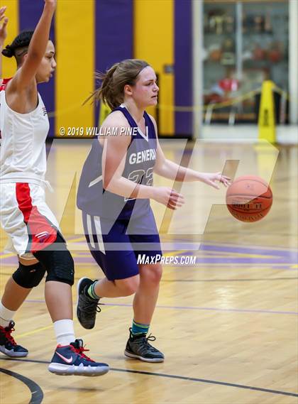 Thumbnail 2 in Binghamton vs. Pittsfield (Amsterdam Holiday College Showcase) photogallery.