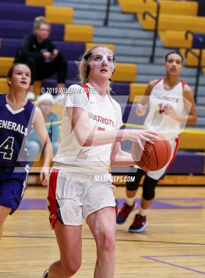 Thumbnail 1 in Binghamton vs. Pittsfield (Amsterdam Holiday College Showcase) photogallery.