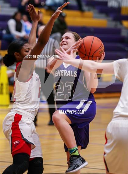 Thumbnail 3 in Binghamton vs. Pittsfield (Amsterdam Holiday College Showcase) photogallery.