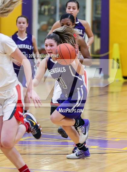 Thumbnail 2 in Binghamton vs. Pittsfield (Amsterdam Holiday College Showcase) photogallery.