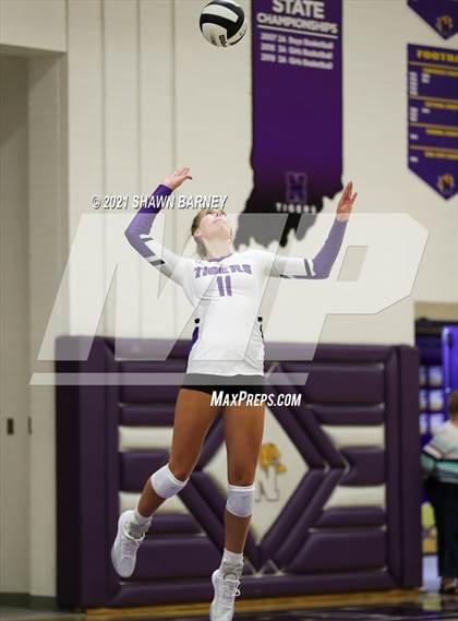 Thumbnail 3 in Carroll @ Northwestern photogallery.