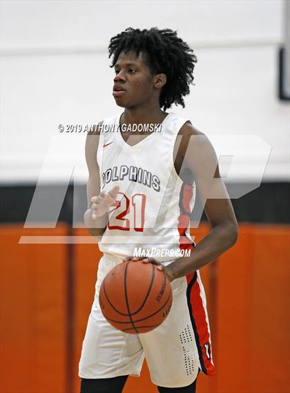 Thumbnail 2 in Jones vs Whitney Young (IHSA Chicago Regional Semifinal) photogallery.