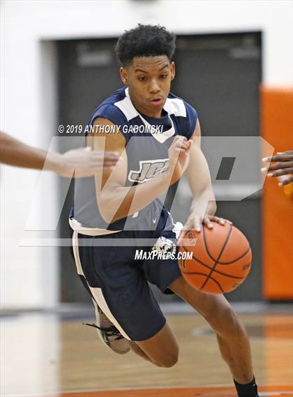 Thumbnail 3 in Jones vs Whitney Young (IHSA Chicago Regional Semifinal) photogallery.