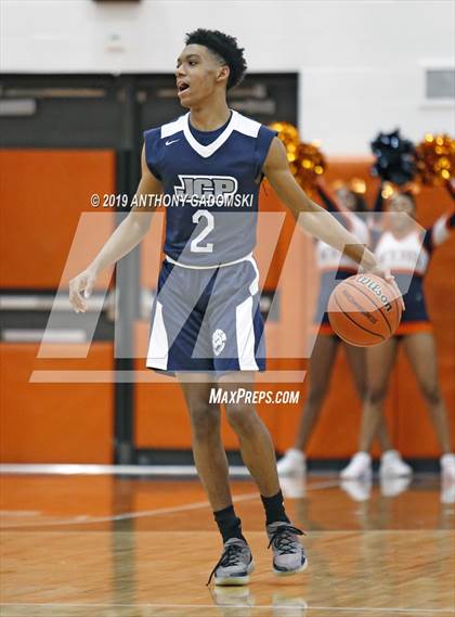 Thumbnail 2 in Jones vs Whitney Young (IHSA Chicago Regional Semifinal) photogallery.